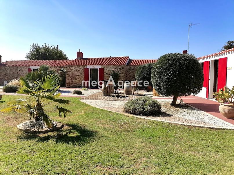 Vente maison 7 pièces 231 m² à Les Sables-d'Olonne (85100), 759 000 €