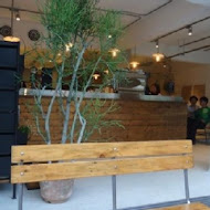 Fujin Tree 353 Cafe by simple kaffa