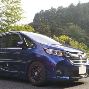 フリード GB5