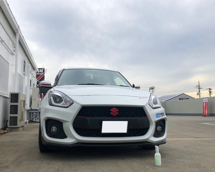 スイフトスポーツの洗車とコーティング・今日のミニカー・早く遠出したいに関するカスタム事例の投稿画像1枚目