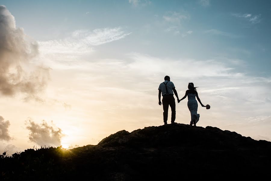 Fotógrafo de casamento Hector Yupit (hectoryupit). Foto de 22 de março 2022