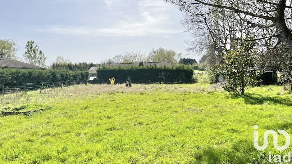 Vente terrain  1000 m² à Saint-Loubès (33450), 150 000 €