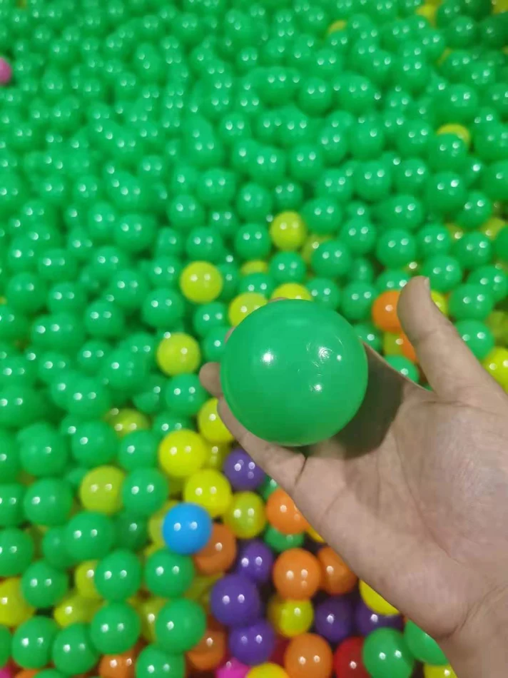 Children's Paradise Color Macaron Thickened Marine Ball, providing safe and durable fun, encouraging playtime and promot