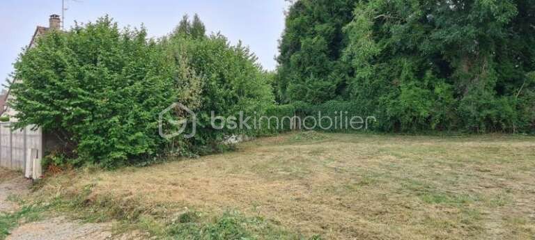 Vente terrain  801 m² à Gisors (27140), 98 000 €