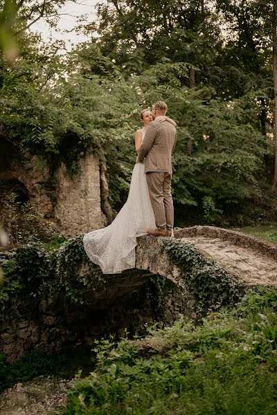 Vestuvių fotografas Dóra Bella (belladorafoto). Nuotrauka 2023 spalio 22