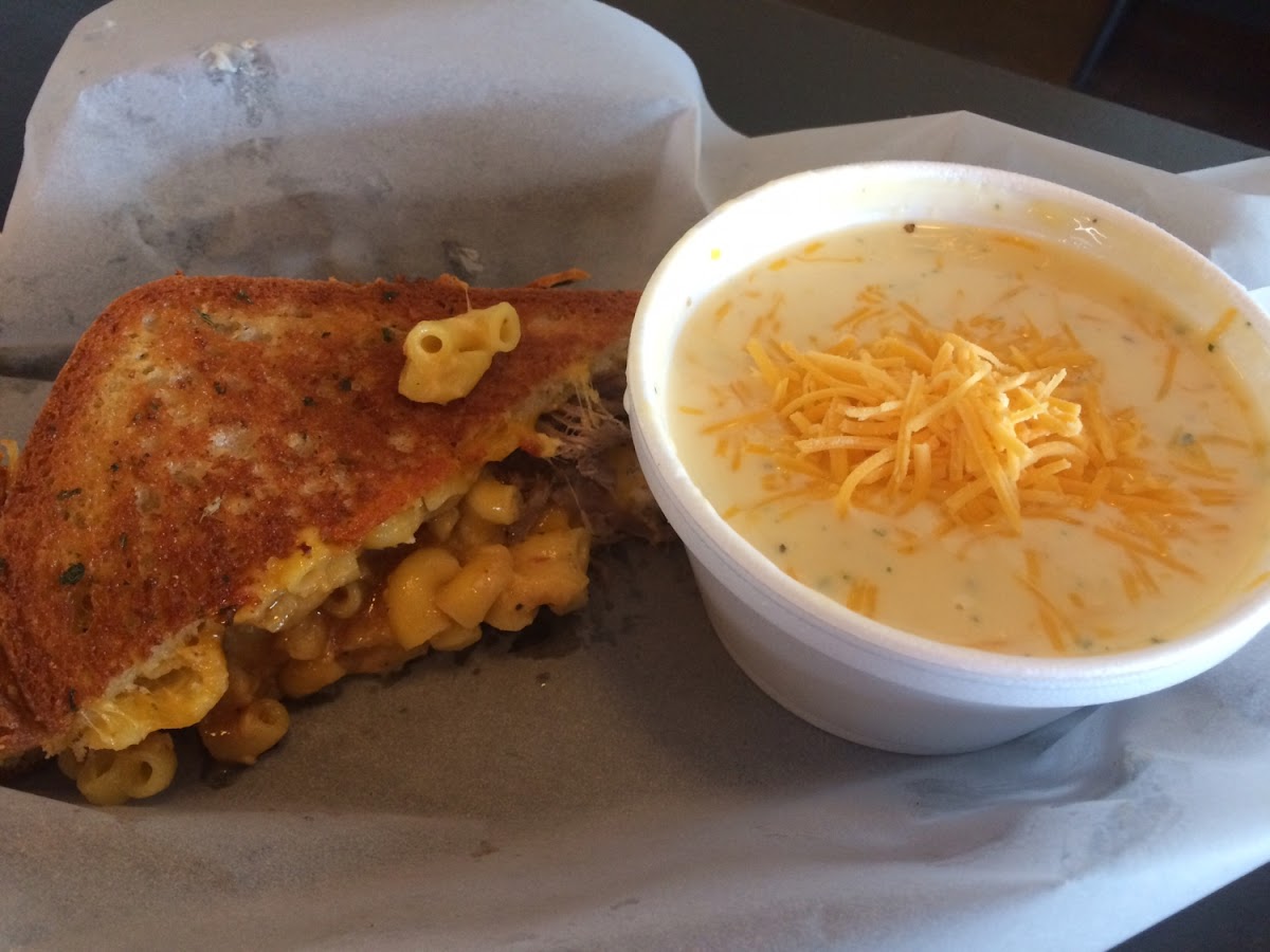 Grilled cheese Mac n cheese sandwich with potato cheese soup!!! The soup was a little salty and I mentioned it and the gal did they get feedback that their soups are often a bit over seasoned - but the sandwich was sooooo good! It's not a FAST food - expect to wait 10-15 min- but sooooooo worth it!!!