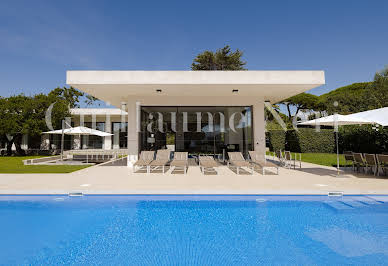 Villa avec piscine en bord de mer 4