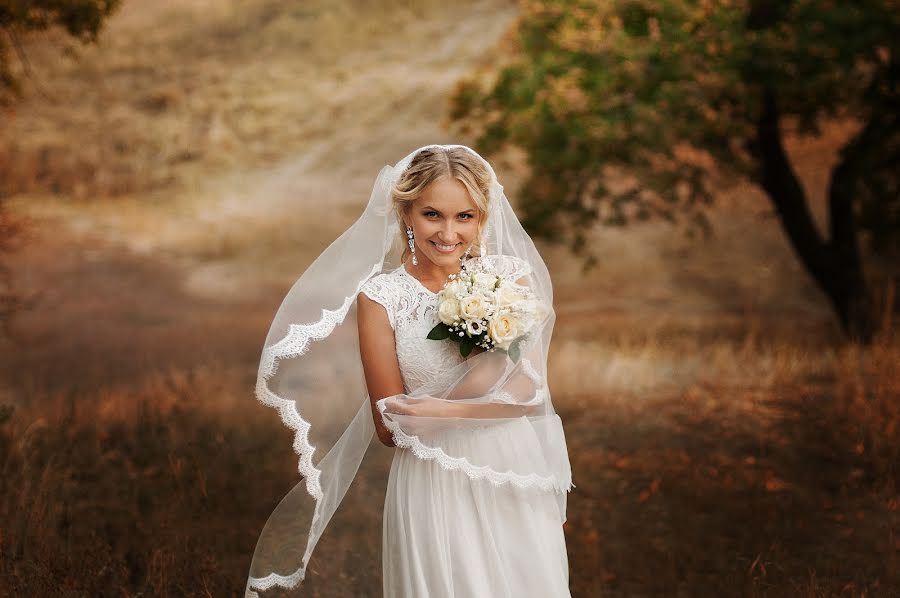 Wedding photographer Kseniya Disko (diskoks). Photo of 21 December 2015