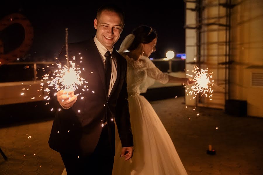 Wedding photographer Olesya Tokar (tokar84). Photo of 26 March 2020