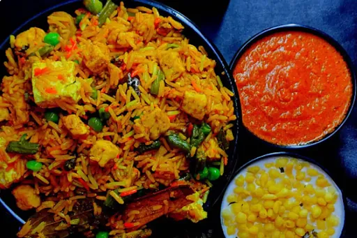 Aunty Special Veg Hyderabadi Biryani