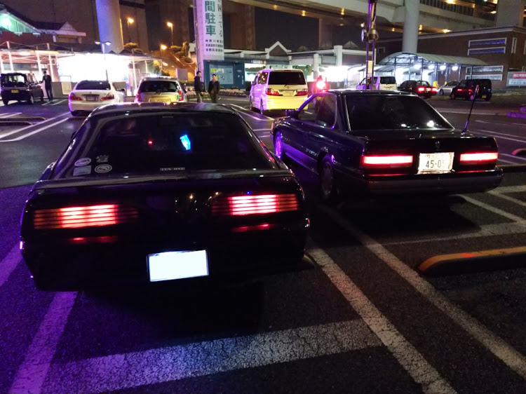 レパードのレパード・ナイトライダー・大黒PAに関するカスタム事例の投稿画像6枚目