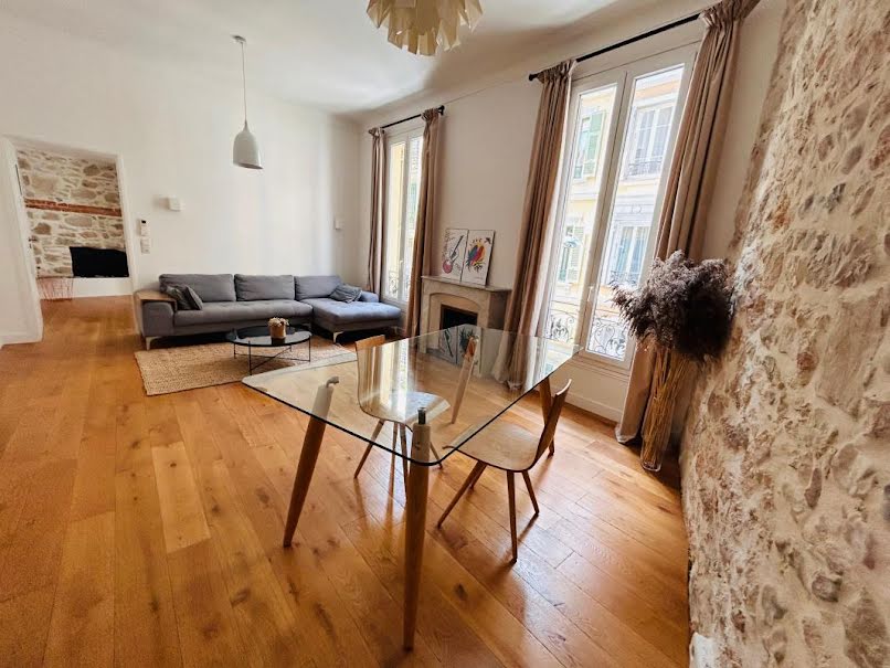 Location  appartement 3 pièces 77 m² à Nice (06000), 1 750 €