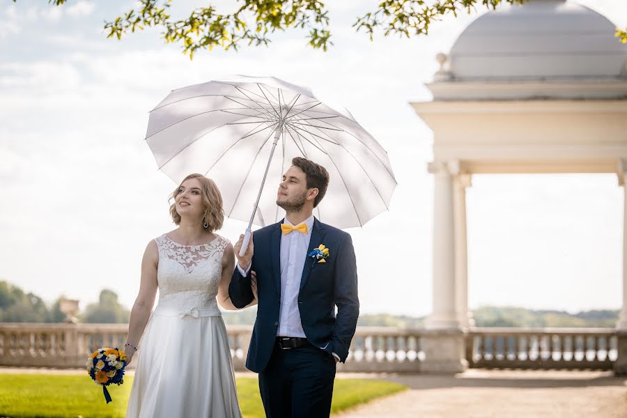 Fotografo di matrimoni Remigijus Pipynė (rgstudio). Foto del 12 settembre 2017