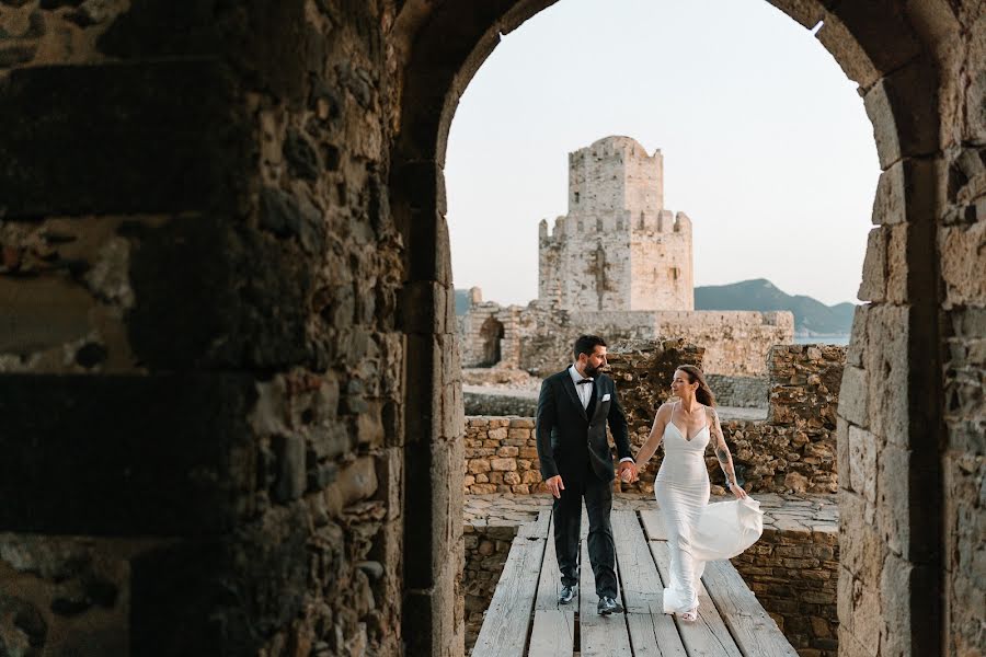 Fotógrafo de casamento Panagiotis Giannoutsos (taphteam). Foto de 8 de setembro 2022