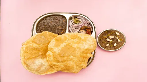 Chola Bhatura [2 Bhatura] With Halwa