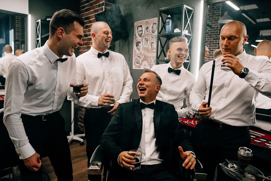 Wedding photographer Oleg Zaycev (olegzaicev). Photo of 23 September 2019