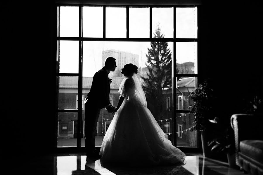 Fotógrafo de casamento Anna Kononec (annakononets). Foto de 14 de dezembro 2018