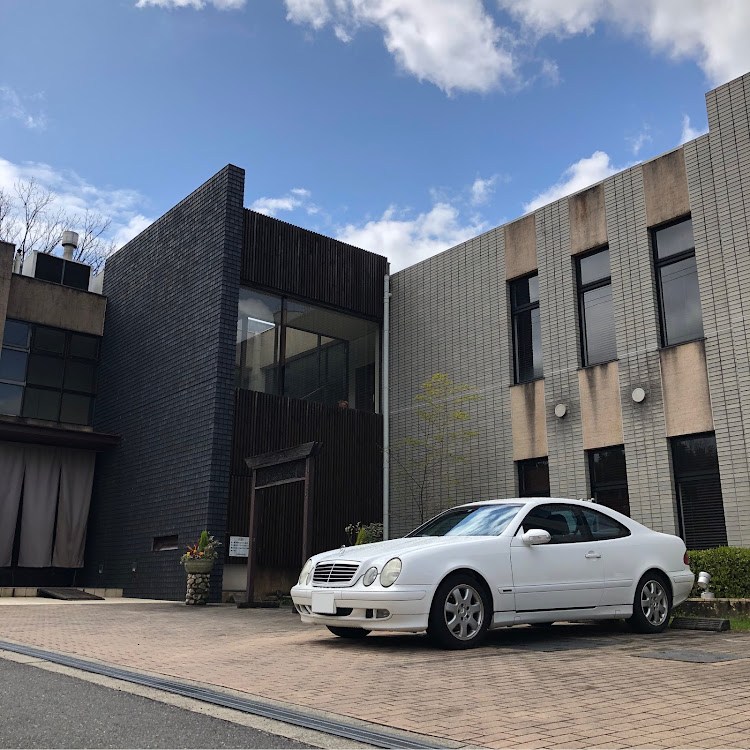 CLK クーペの古墳と愛車・東大寺大仏殿に関するカスタム事例の投稿画像1枚目