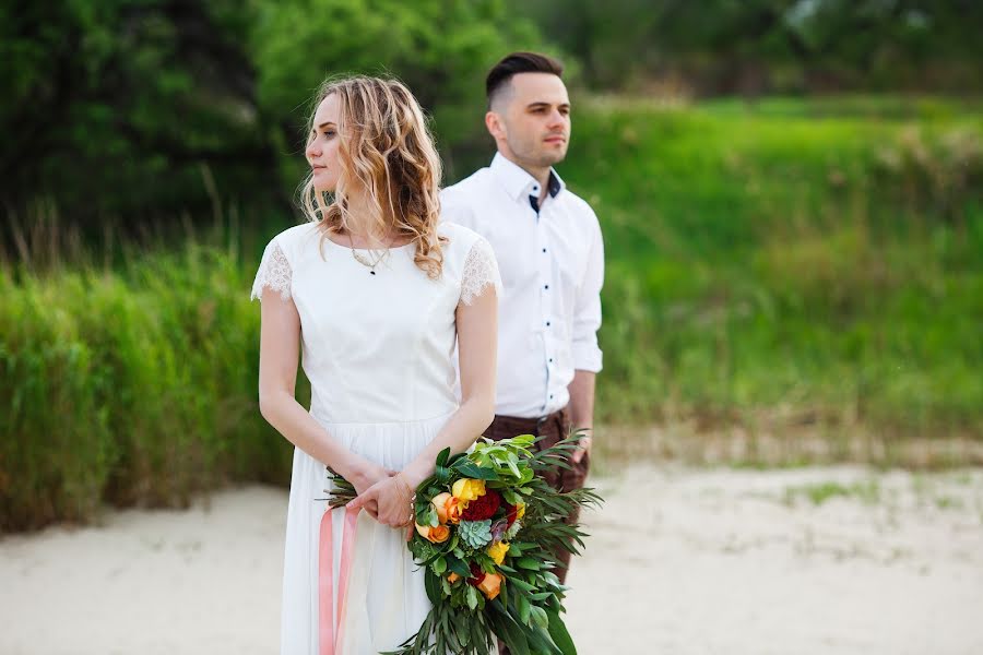 Fotógrafo de casamento Natalya Silina (nataliaru). Foto de 8 de setembro 2017