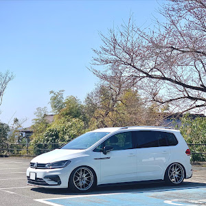 ゴルフトゥーラン TSI