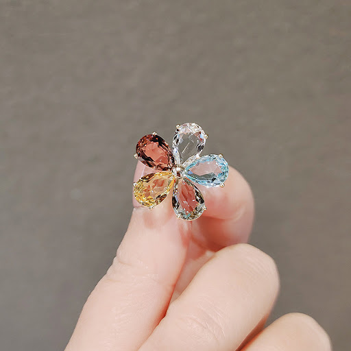 Title 8, Crystal Neckpin for Cute Girl Clothing. Perfect...