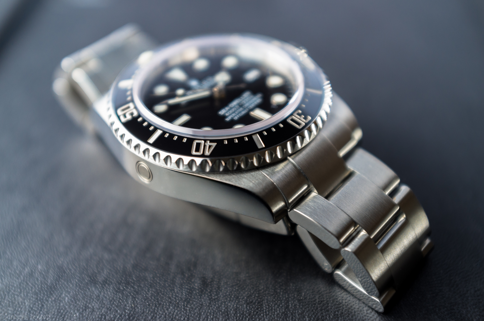 Dweller - Revue illustrée de la Rolex Sea Dweller 4000 (116600) MVhH8cE95oJyL0a4vo8fuPfRiFHkPDGCMlFgeTHtOcPwLCISKH3YqoPc1hERTMXhaSYILfYRPWBP7NGy_N8VzrS4HOx-khxe7tJIm7J4vw=w2048-no