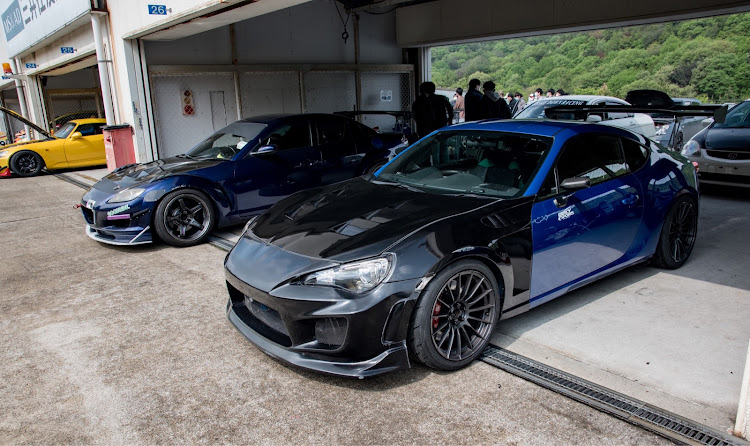 BRZのBRZ・ZC6・イングスエアロ・エンケイ・セントラルサーキットに関するカスタム事例の投稿画像1枚目