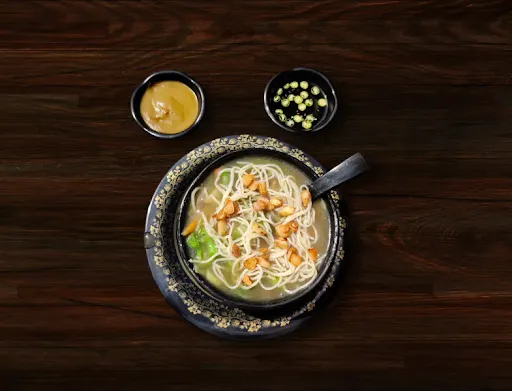 Veg Noodle Soup With Burnt Garlic