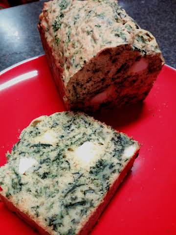 Betty's spinach and feta loaf