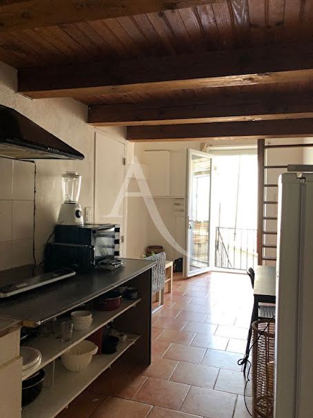 Location meublée appartement 3 pièces 40.86 m² à Nimes (30000), 485 €