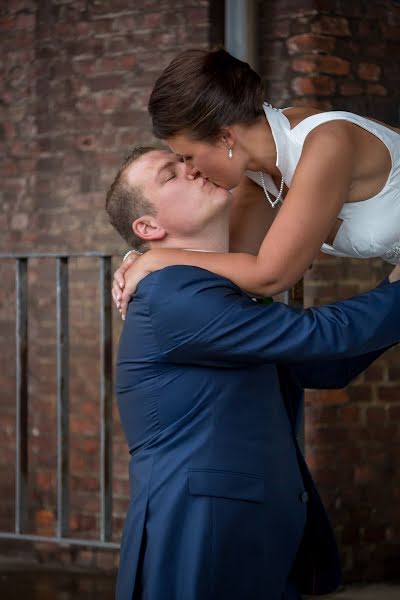 Fotógrafo de casamento Peggy Vermoesen (vermoesen). Foto de 17 de abril 2019