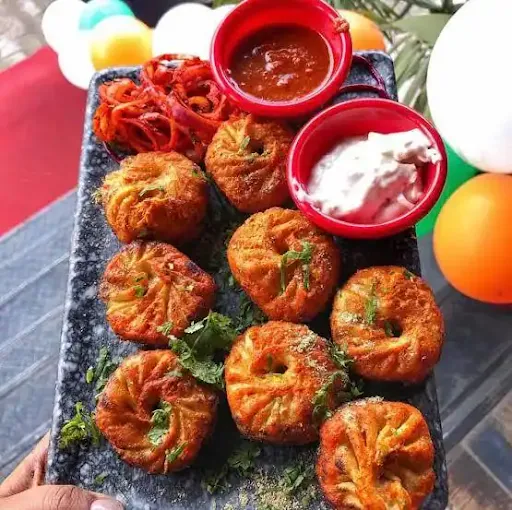 Veg Cheese Momos