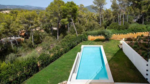 Villa avec piscine et terrasse 3