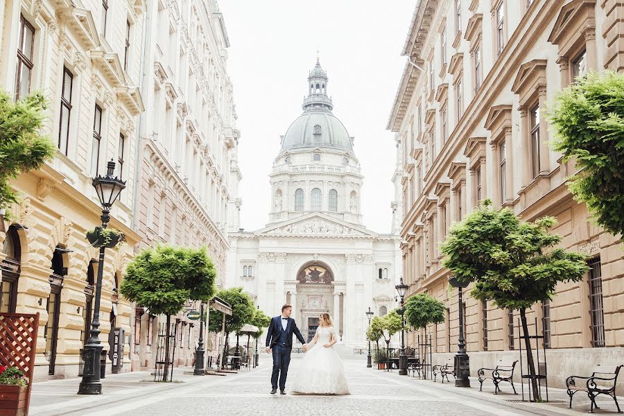 Wedding photographer Aleksandr Rostov (alexrostov). Photo of 7 April 2019