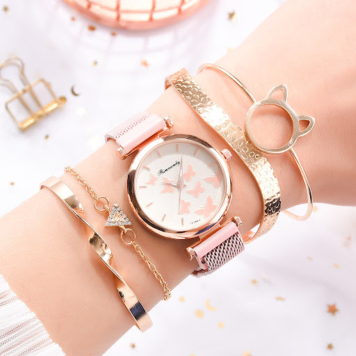 Title 19, Magnet buckle leisure watch