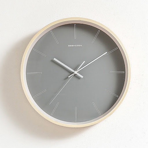 Title 4, Modern Minimalist Wall Mute Clock for Living Ro...