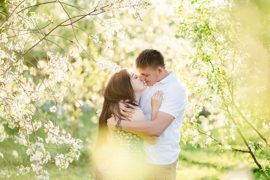 Fotografer pernikahan Aleksandra Yakimova (iccabell). Foto tanggal 19 Mei 2020