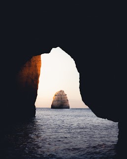 Algarve through the caves