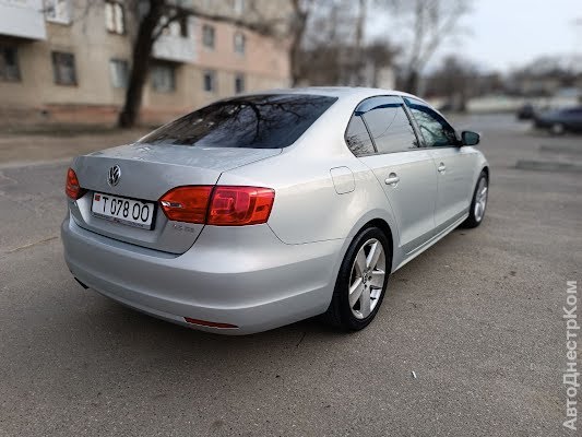 продам авто Volkswagen Jetta Jetta VI фото 4