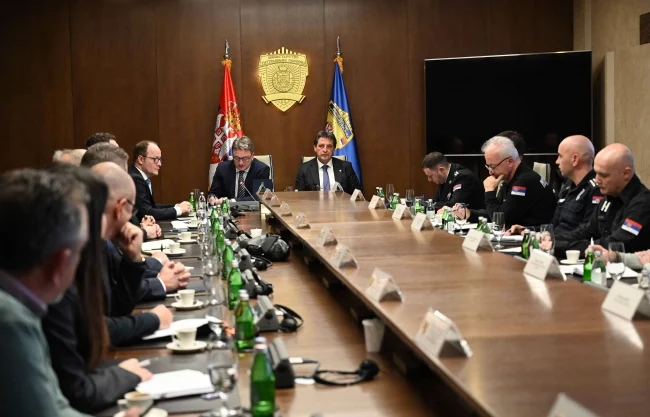 MUP: Održan prvi sastanak grupe  za uspostavljanje sistema prenosa hitnih informacija građanima