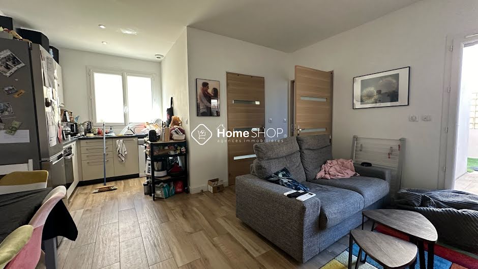 Location  appartement 2 pièces 40 m² à Vitrolles (13127), 1 030 €