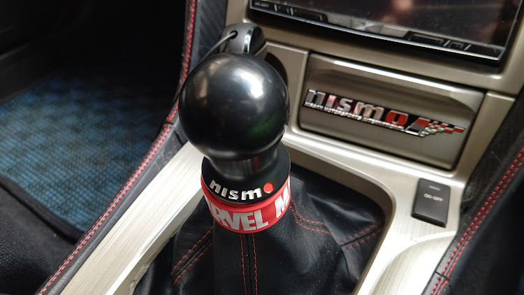 スカイラインのシフトノブ交換・diy・オリンピック・暑いに関するカスタム事例の投稿画像6枚目