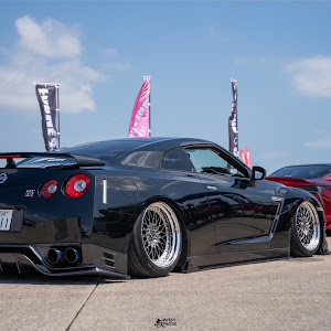 NISSAN GT-R R35