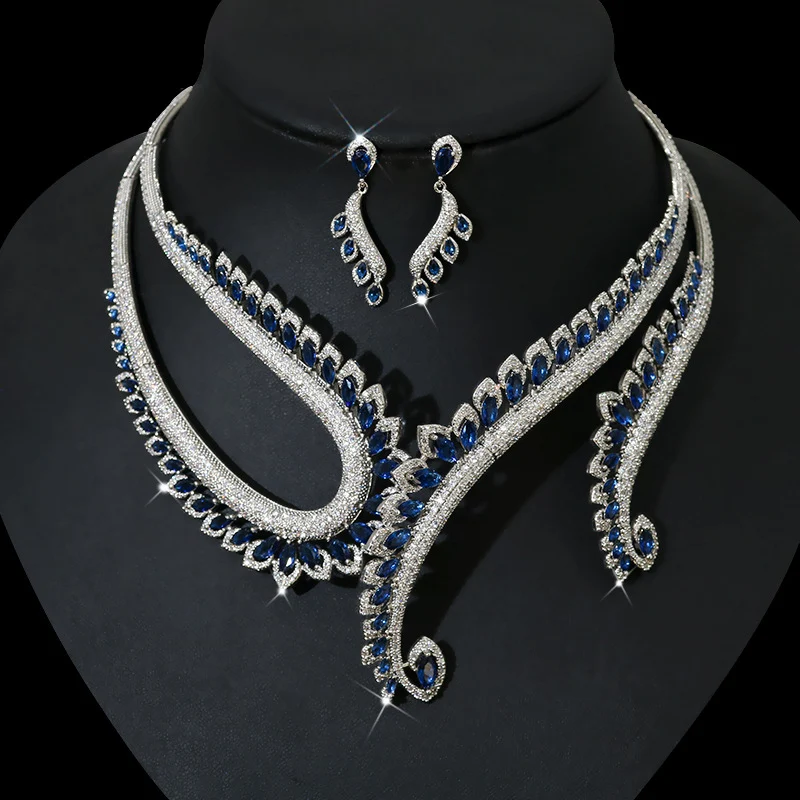 Ensemble Collier et Boucles d'Oreilles INS Wind Zircon Élégance Éblouissante pour Femme Parfait comme Cadeau Bijoux Polyvalent pour Toutes Occasions