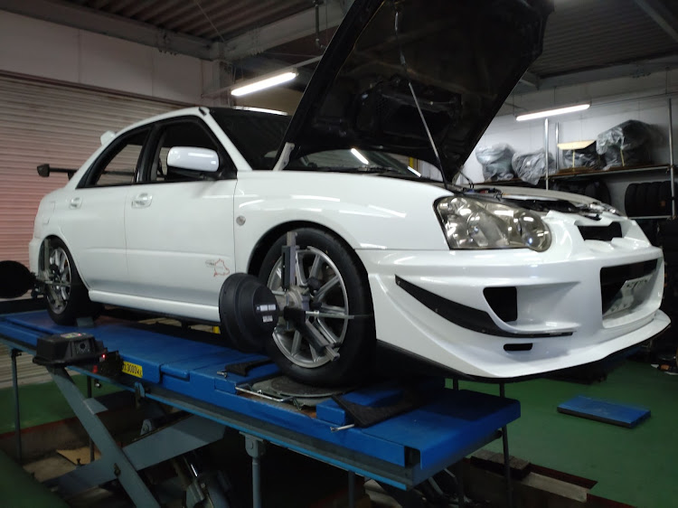 インプレッサ WRX STIのホイール交換に関するカスタム事例の投稿画像4枚目