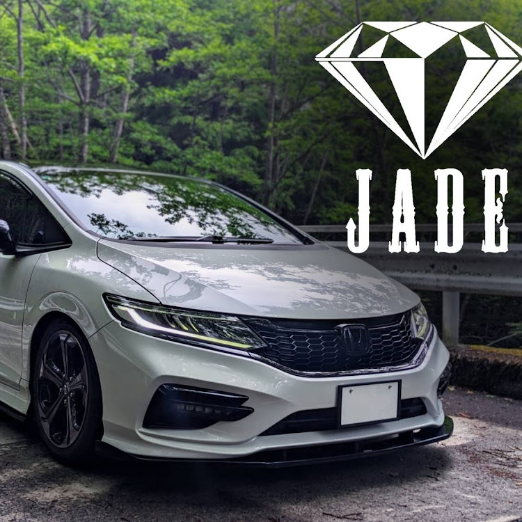 ジェイドの車高調整・ドライブに関するカスタム事例の投稿画像1枚目