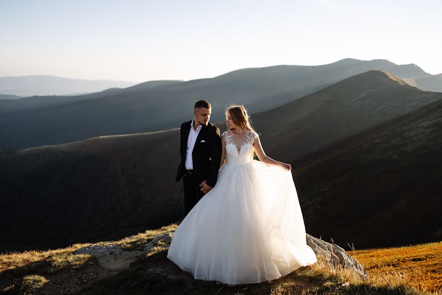 Wedding photographer Oleg Fedyshyn (olegfedyshyn). Photo of 10 May 2022