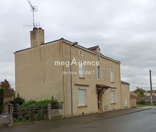 maison à Chantonnay (85)