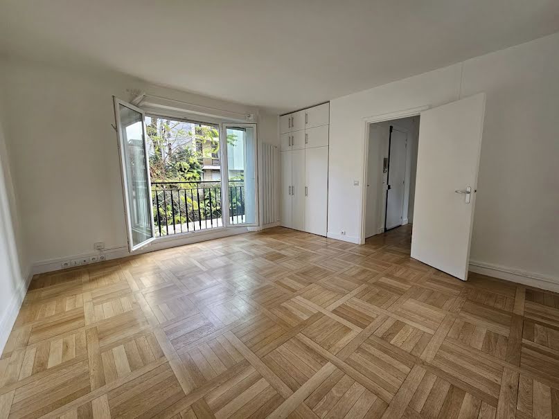 Vente appartement 1 pièce 32.17 m² à Neuilly-sur-Seine (92200), 380 000 €