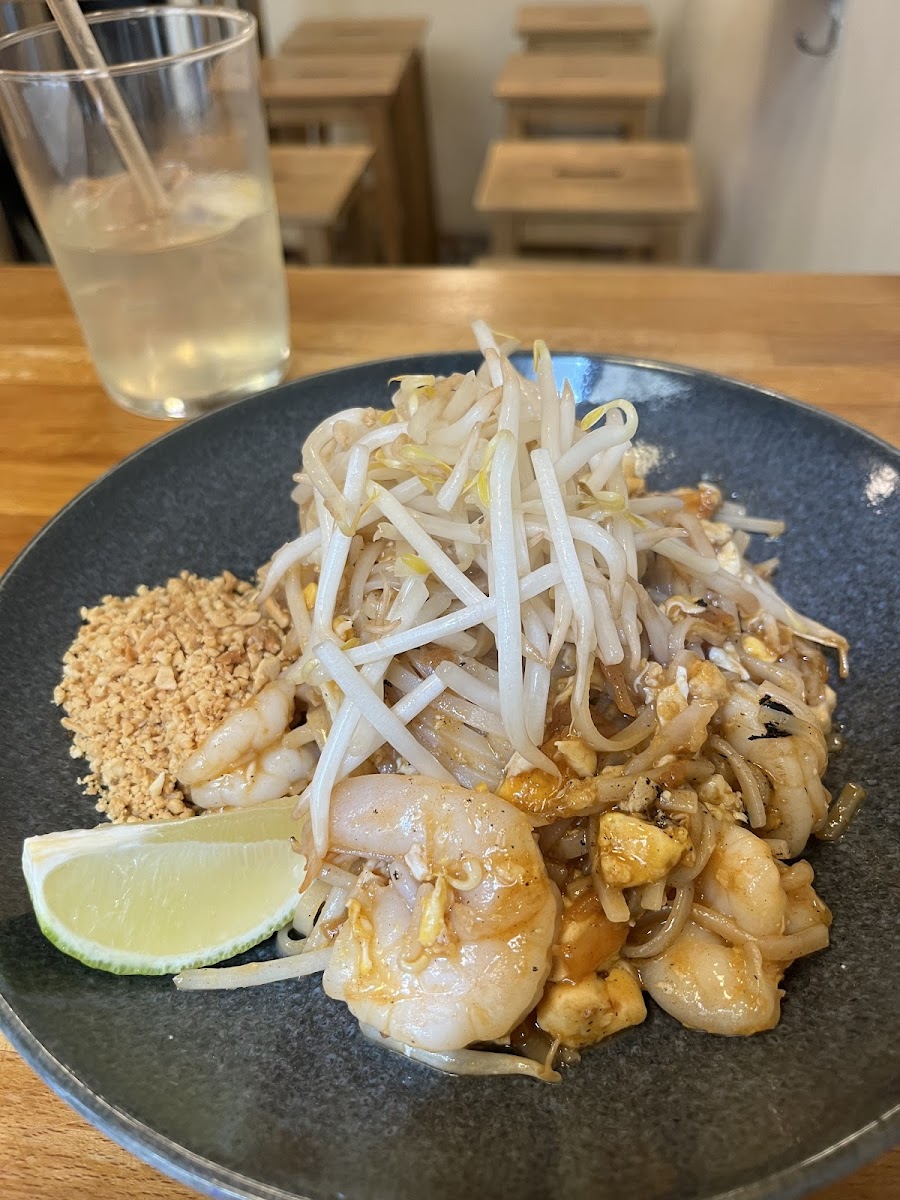 Shrimp Pad Thai